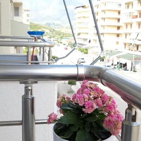 アパート Alis オリクム